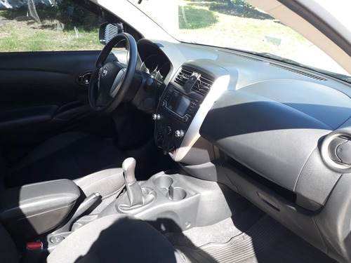 Nissan Versa Advance 2017
