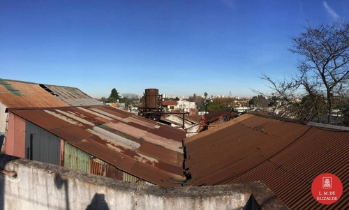 Imagen 5 de 8 de Terreno En Venta En Esquina - Banfield 1600 M2