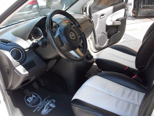 Imagen 12 de 15 de Mazda 2