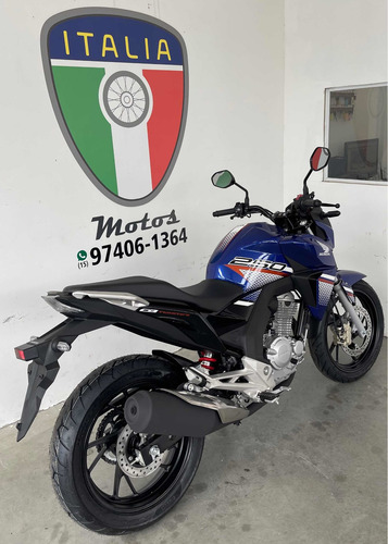 Imagem 2 de 11 de Honda Cb Twister