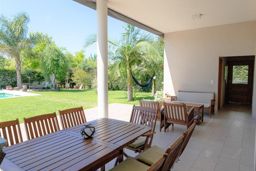 Imagen 16 de 21 de Casa En Venta De Barrancas De Iraola!! Impecable!!