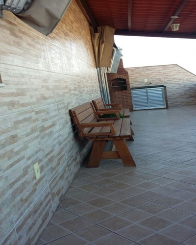 Imagem 5 de 15 de Cobertura Ampla Arejada Quintal Com 1 Quarto, 60m² - Pilares. - Aea1054