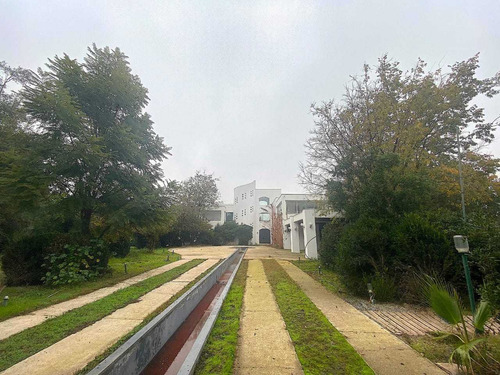 Gran Casa En Condominio, Colina (103610)