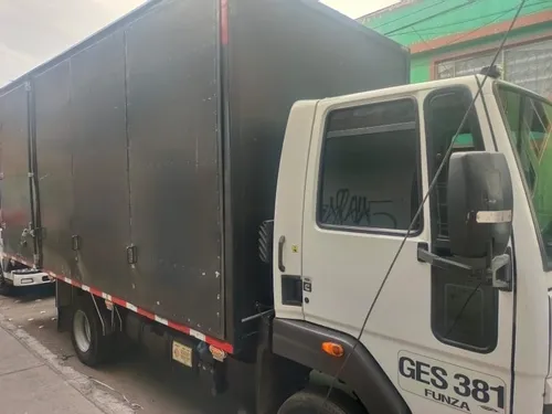 Camion Ford Cargo 816 Todo Original. Furgon Multipuertas