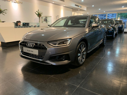 Imagen 1 de 4 de Audi A4 40 Tfsi Mild Hybrid