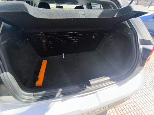 Volkswagen Polo 1.6 Msi Trendline At