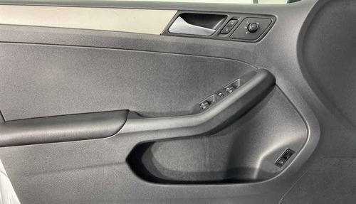 Imagen 8 de 15 de 116057 - Volkswagen Jetta 2016 Con Garantía