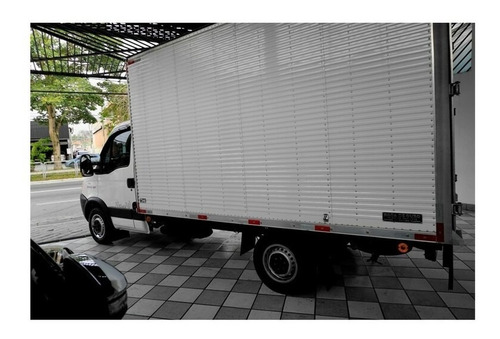 Imagem 4 de 15 de Iveco Daily City 30s13 Chassi 2p (diesel)(e5)