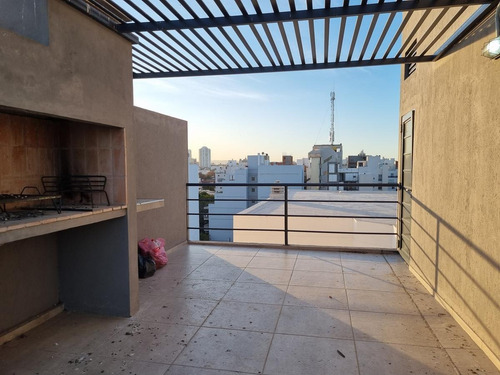 Imagen 17 de 19 de Departamento 2 Dormitorios 2 Baños De Categoría En Barrio General Paz
