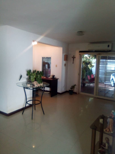 Imagen 6 de 28 de Townhouse Duplex Urb. Vistamar Conjunto Cerrado Solo 4 Townhouses