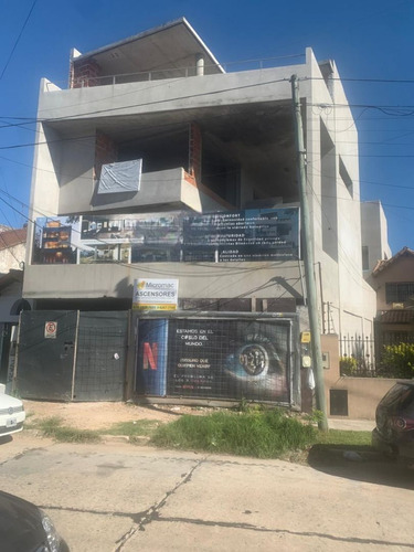 Departamento En Venta En Bernal