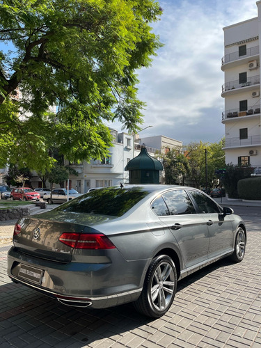 Volkswagen Passat 2.0 Tsi Highline 220cv