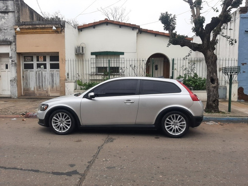 Imagen 7 de 9 de Volvo C30 2008 2.0 145hp Mt Pack Plus
