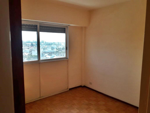 Venta De Departamento De 2 Amb En Wilde - Apto Profesional