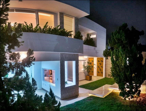 Imagem 1 de 14 de Condomínio Fechado, Casa Duplex, 3 Suítes...