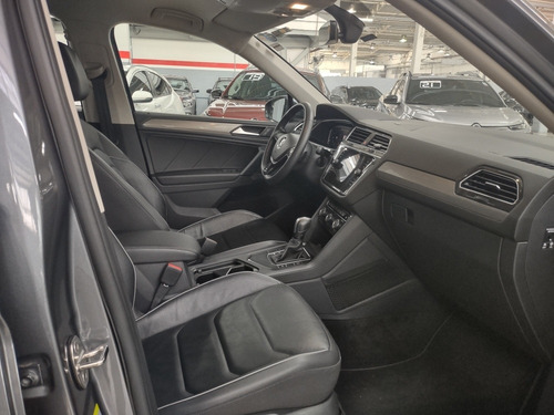 Imagem 11 de 15 de Volkswagen Tiguan Allspace 1.4 250 Tsi Flex 19/2020