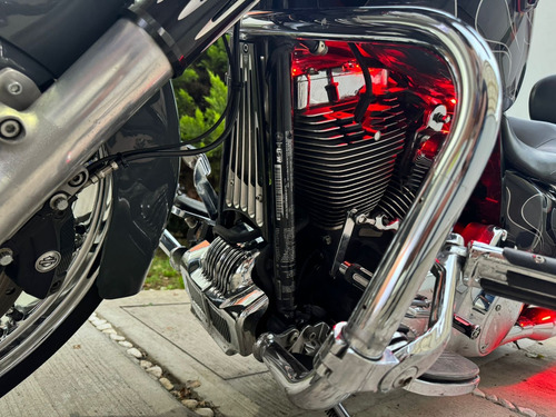 Harley Davidson Street Glide 2014