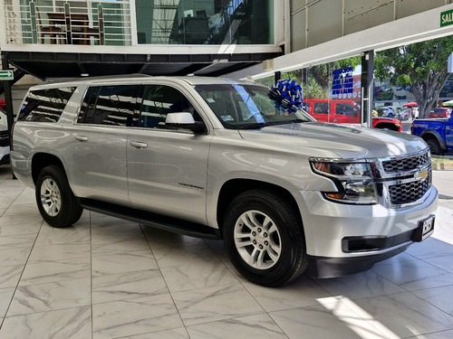 Chevrolet Suburban 5.4 Ls Tela At
