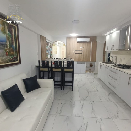 Apartamento En Venta En La Guaira Urbanizacion Caribe Remodelado