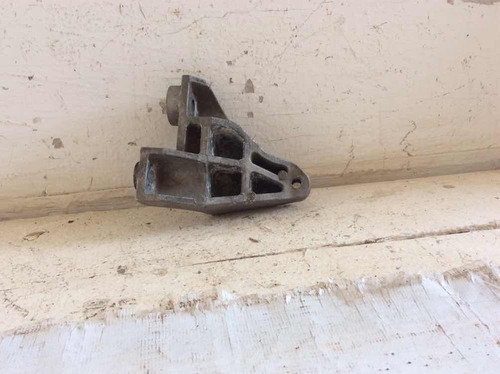 Base De Soporte De Alternador Chevrolet Aveo 2016. (Usado)