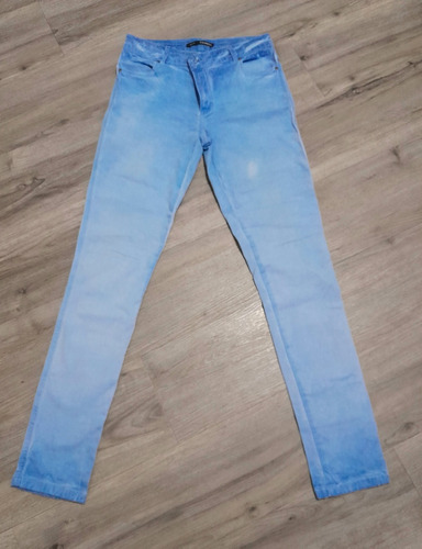 Pantalón Jean De Mujer Marca Calandra, Talle M