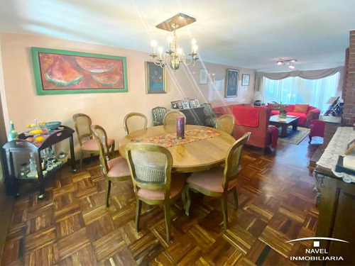 Casa En Venta Desarrollada En Dos Niveles Con Un Mezzanine, En La Calle De Av. México En La Colonia Heroes De Padierna