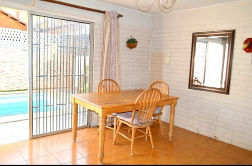 Hermosa Casa 2 Pisos Y Piscina ! Metro Rojas Magallanes