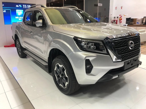 Imagen 3 de 25 de Nissan Frontier Xe 4x4 Manual 2022