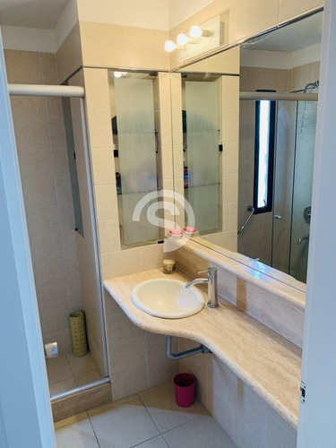 Apartamento En Venta, Primera Línea, Punta Del Este- Ref: 4474
