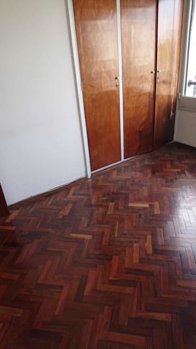 Imagen 7 de 9 de Gran Apartamento De 3dorm Y Serv. Gge Y Box.
