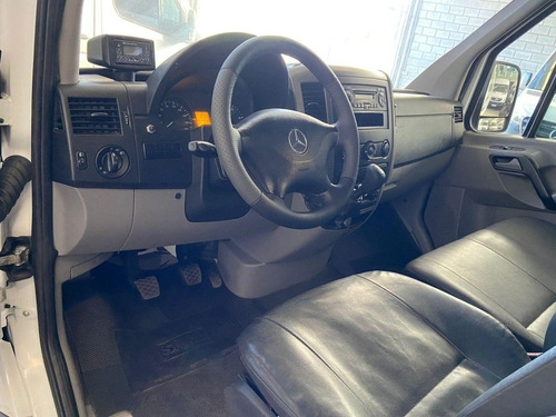 Imagem 5 de 12 de Mercedes-benz Sprinter Van 2017 2.2 Cdi 415 Teto Baixo 5p