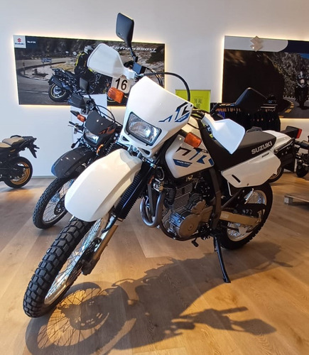 Suzuki Dr 650 0km 2024 -   Financiación En 12 A Tasa 0%