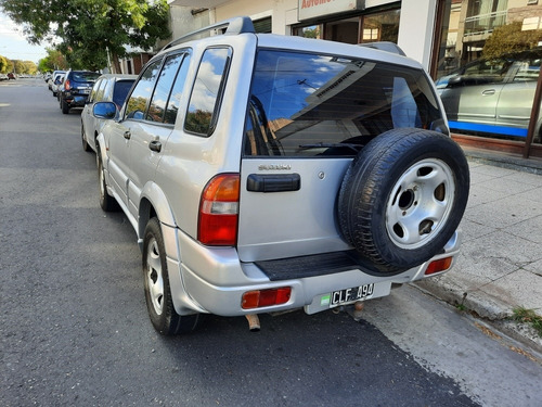 Imagen 10 de 12 de Suzuki Grand Vitara 2.0 Td 4x4 At
