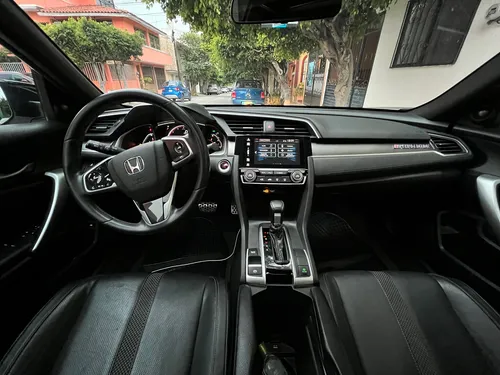 Honda Civic 1.5 Coupe Turbo Cvt