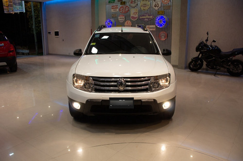 Imagen 2 de 12 de Renault Duster Dynamique 4x2 1.6 Gnc 2012 Blanco