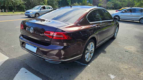 Volkswagen Passat 2.0 Tsi R-line 220cv