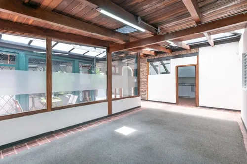 Casa En Arriendo/venta En Quinta Camacho. Cod V6344