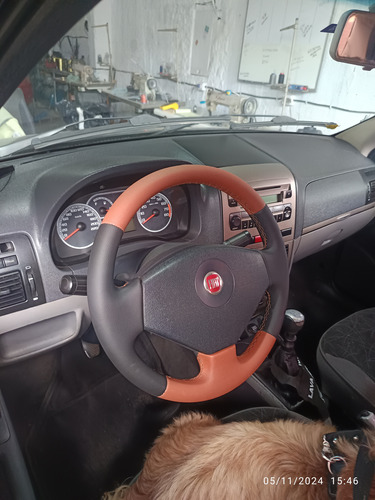 Fiat Siena 1.6 16v Essence Flex 4p