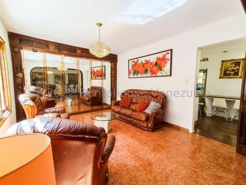 Imagen 14 de 18 de En Vente Hermosa Casa Ubicada En Lomas De La Trinidad, Mls #22-19304 Karina Sanchez 04143355086