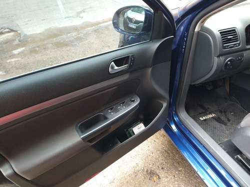 Volkswagen Vento 2.5 Advance 170cv 2009