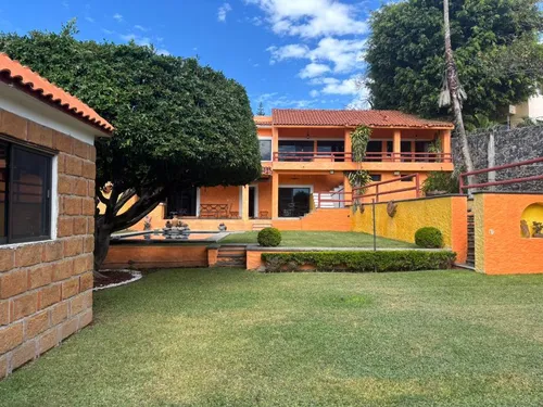 Casa En Venta En Colonia Brisas, Temixco, Morelos