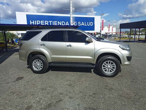 Imagen 4 de 14 de Toyota Fortuner