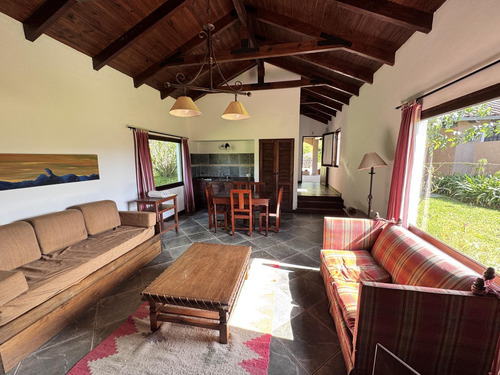 Casa En Venta O Alquiler En Ruta 28, Castellanos, San Loren