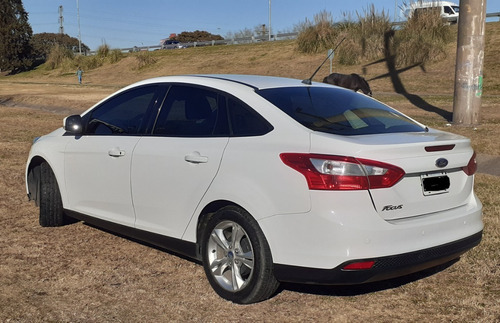 Imagen 4 de 11 de Ford Focus Iii Sedan 1.6 S