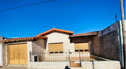 Casa En Venta En El Corazon  Villa Rosas !!