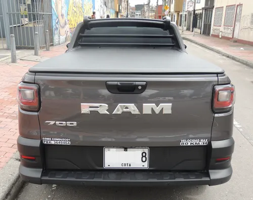 RAM 700 1.4 Slt