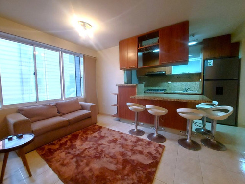 En Venta  Hermoso Apartamento Rincon Mañongo Res Doral Country Amoblado. Naguangua. Bc