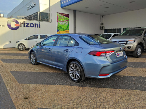 Imagem 3 de 8 de Toyota Corolla Altis Hibrido 1.8 Automático
