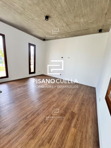 Casa En Venta En Carpinchos, Nordelta, Tigre