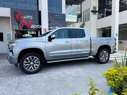 Chevrolet CHEYENE HIGH COUNTRY PLATA 2023